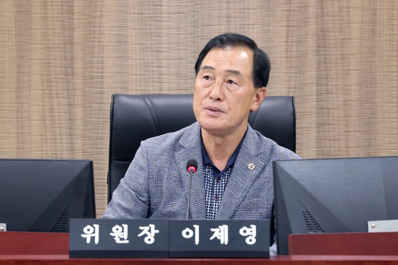 경기도의회 의원 및 직원의 생성형 인공지능 활용 역량강화 방안 연구용역 중간보고회_7