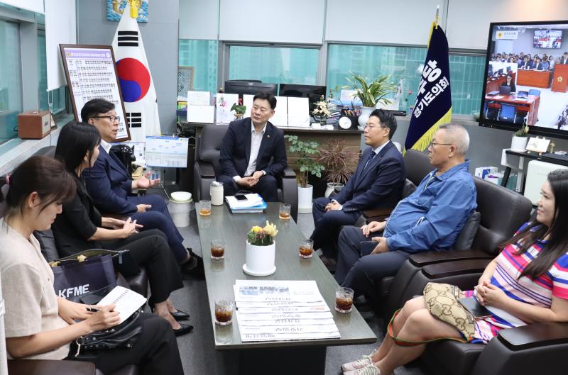 경기도의회 더불어민주당 최종현 대표의원, 경기도 소상공인연합회 정담회_2