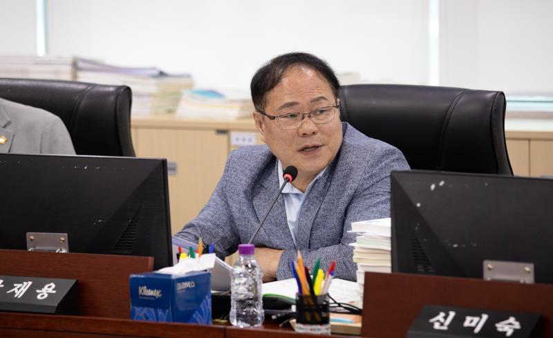 제386회 임시회 제2차 경기도청예산결산특별위원회_3