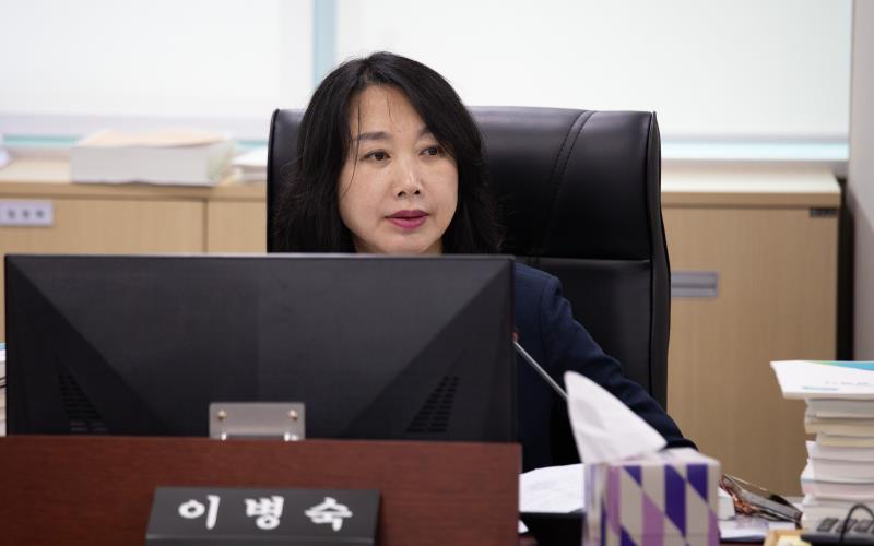 제386회 임시회 제2차 경기도청예산결산특별위원회_3
