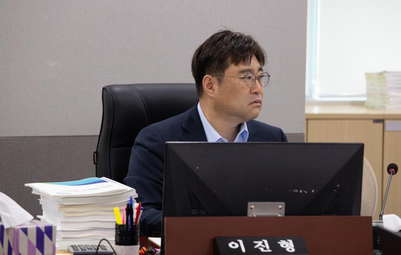 제386회 임시회 제2차 경기도청예산결산특별위원회_3