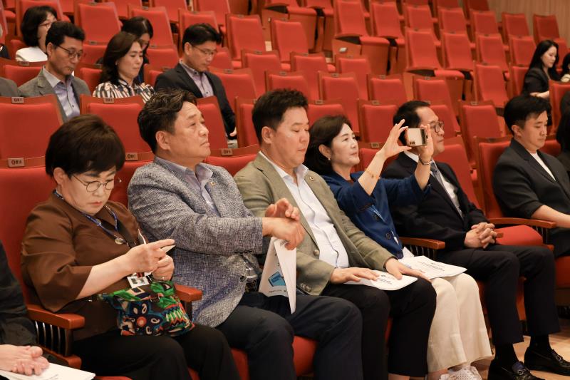 학교 내 휴대전화 사용, 금지와 허용의 정책 방안 모색 정책토론회_10
