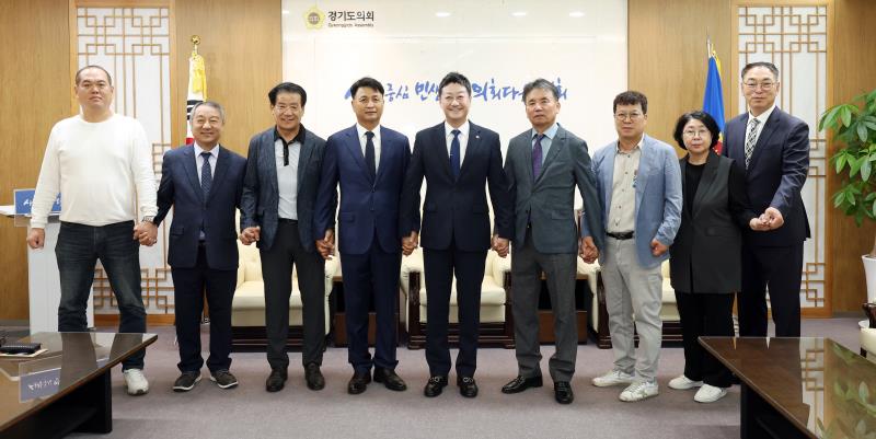 김진경 의장 시흥시 희망팔도회 간담회_2