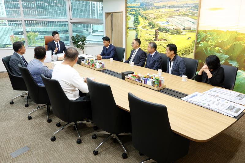 김진경 의장 시흥시 희망팔도회 간담회_4