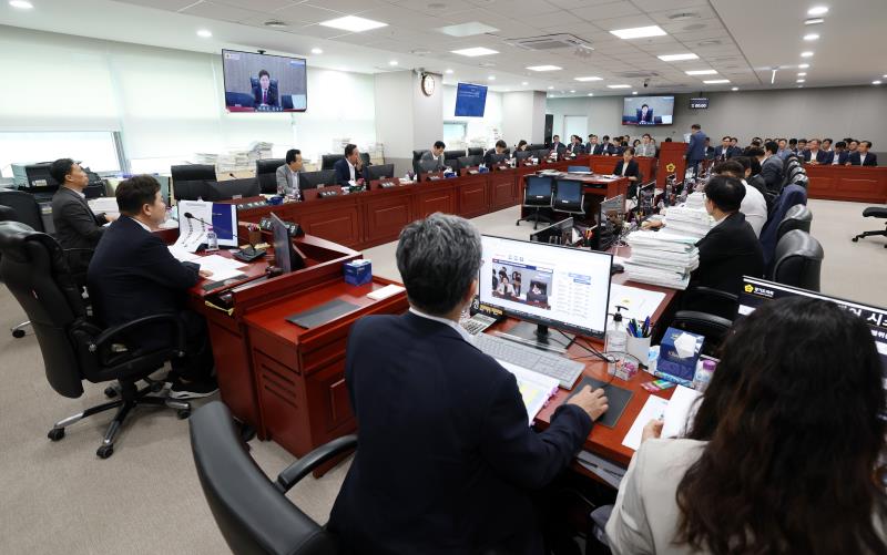 제384회 정례회 제6차 경기도청예산결산특별위원회_5