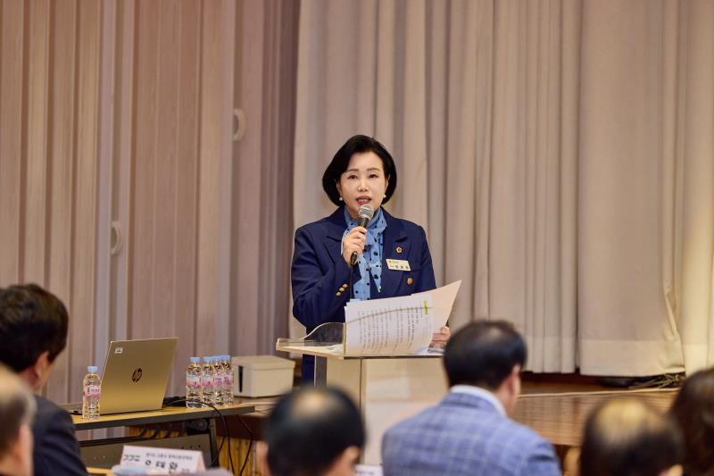 고령화 사회, 어르신 교통 지원 체계 확충 토론회