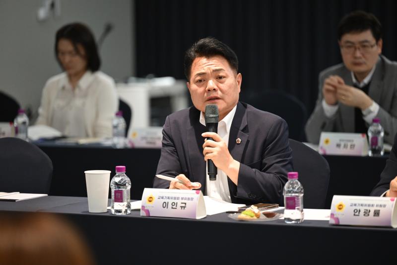 경기도의회 교육기획위원회 현장방문 사진 7