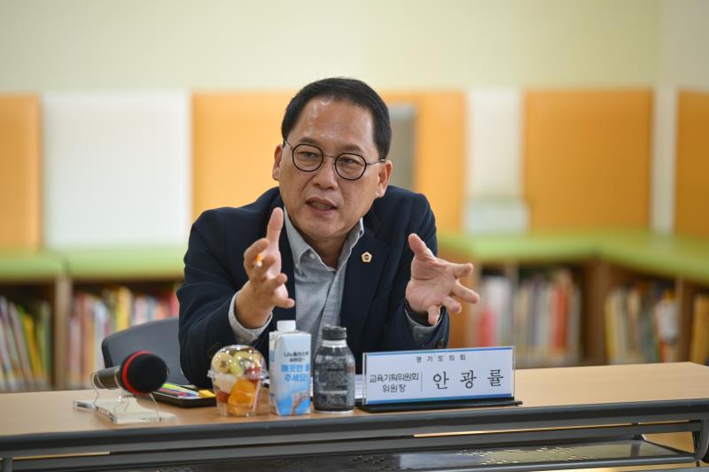 경기도의회 교육기획위원회 현장방문_3