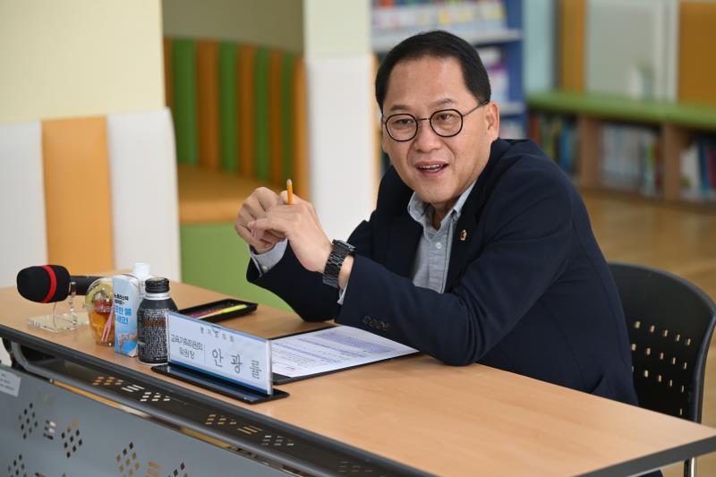 경기도의회 교육기획위원회 현장방문_6