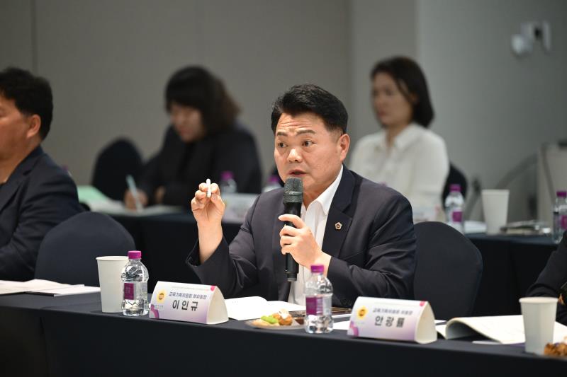 경기도의회 교육기획위원회 현장방문_7