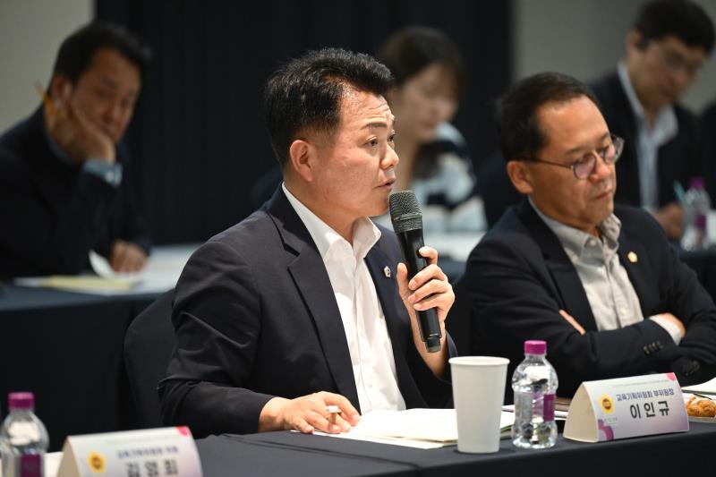 경기도의회 교육기획위원회 현장방문_9