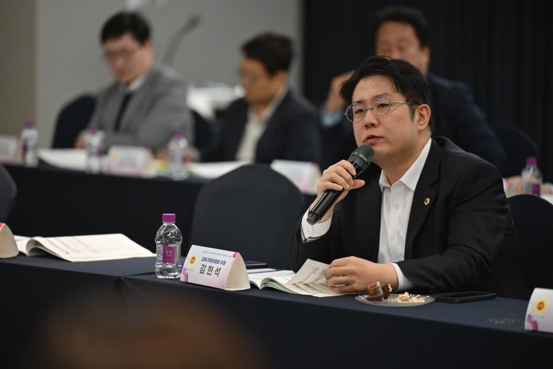 경기도의회 교육기획위원회 현장방문_2