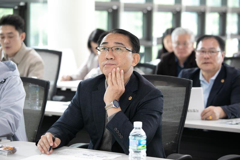 경기도의회 예산결산특별위원회 사전설명회 사진 3