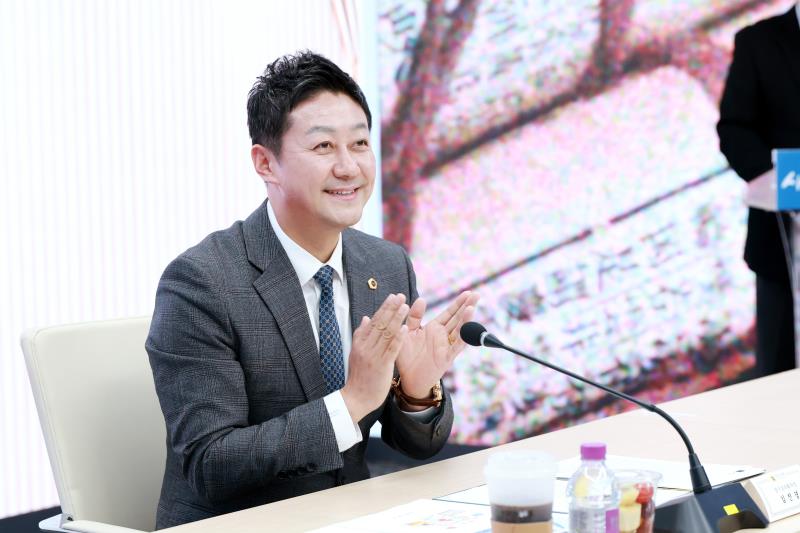 경기도의회 소통위원회 위촉장 수여식 및 회의_3