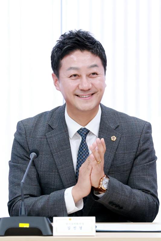 경기도의회 소통위원회 위촉장 수여식 및 회의_4