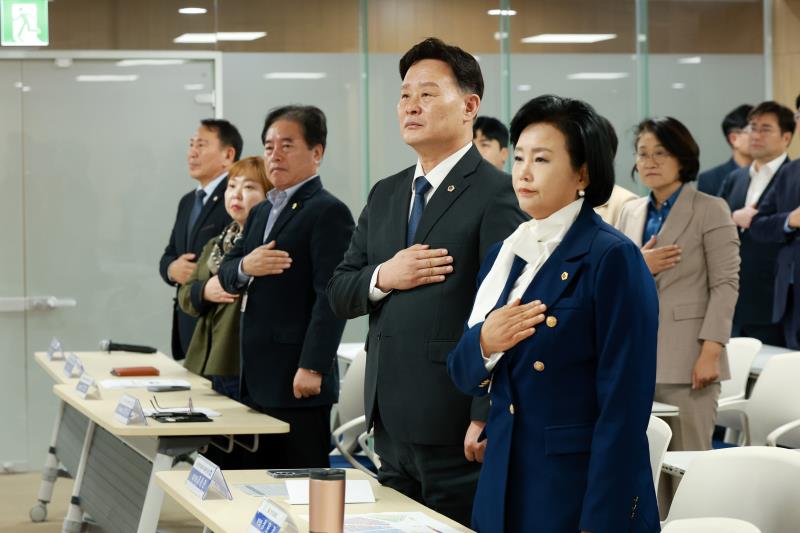 경기도의회 더불어민주당 의원총회_7