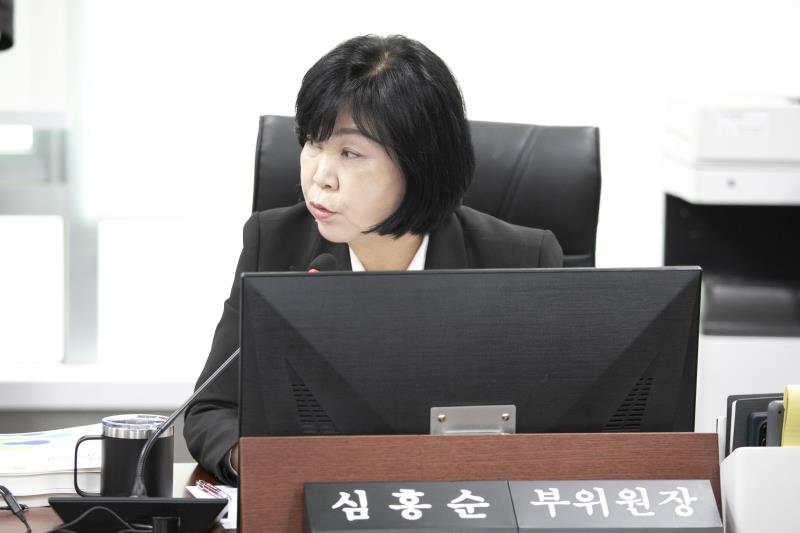 제387회 정례회 제1차 미래과학협력위원회 행정사무감사_3