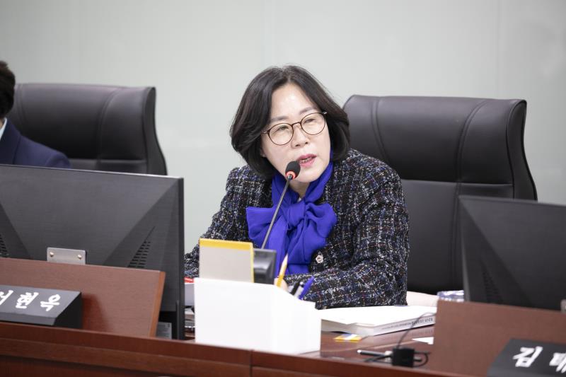 제387회 정례회 제1차 미래과학협력위원회 행정사무감사_3