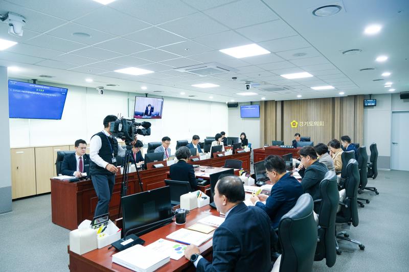 제387회 정례회 제2차 미래과학협력위원회 행정사무감사_3