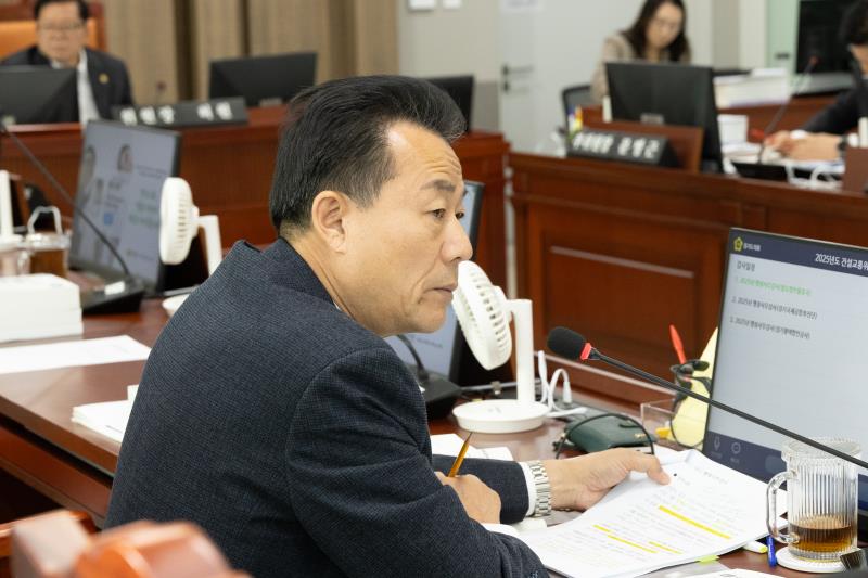 제387회 정례회 제1차 건설교통위원회 행정사무감사_3