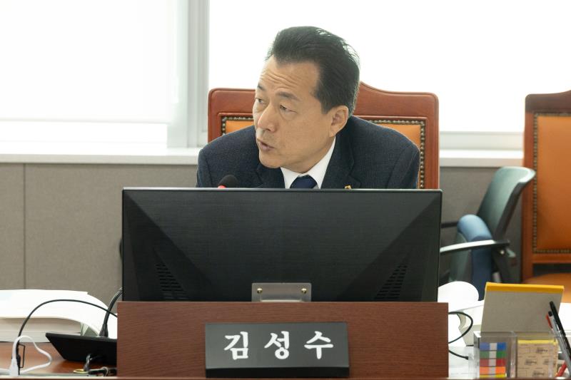 제387회 정례회 제1차 건설교통위원회 행정사무감사_4
