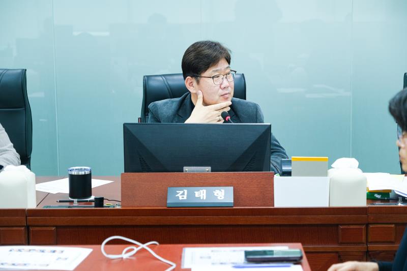 제387회 정례회 제2차 미래과학협력위원회 행정사무감사_3