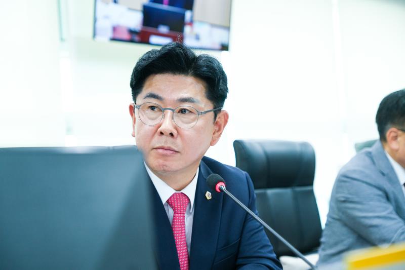 제387회 정례회 제2차 미래과학협력위원회 행정사무감사_3