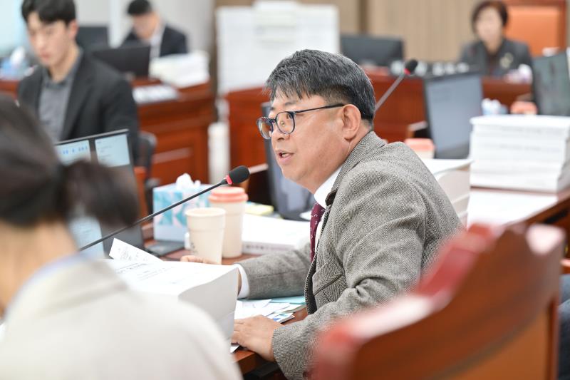 제387회 정례회 제2차 여성가족평생교육위원회 행정사무감사_4