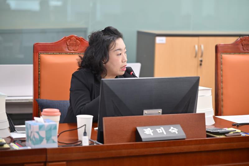 제387회 정례회 제2차 여성가족평생교육위원회 행정사무감사