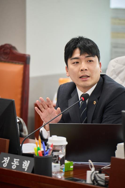 제387회 정례회 제2차 문화체육관광위원회 행정사무감사_4