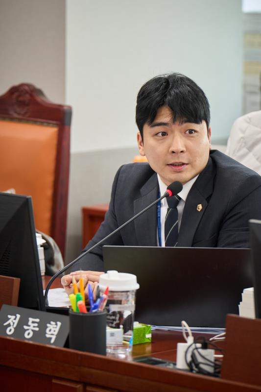 제387회 정례회 제2차 문화체육관광위원회 행정사무감사_5