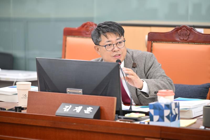 제387회 정례회 제4차 여성가족평생교육위원회_3