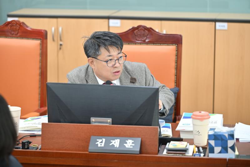 제387회 정례회 제4차 여성가족평생교육위원회_3