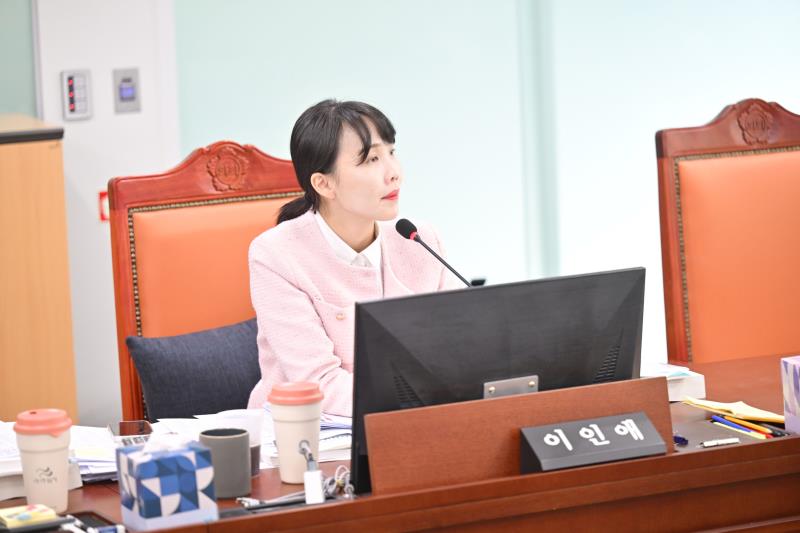 제387회 정례회 제4차 여성가족평생교육위원회_3