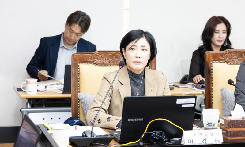 제387회 정례회 제3차 기획재정위원회 행정사무감사_3