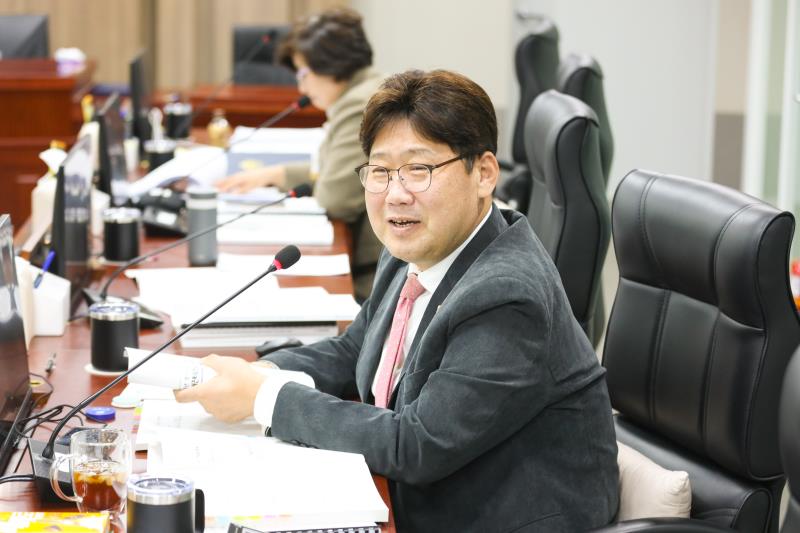 제387회 정례회 제4차 미래과학협력위원회 행정사무감사_5