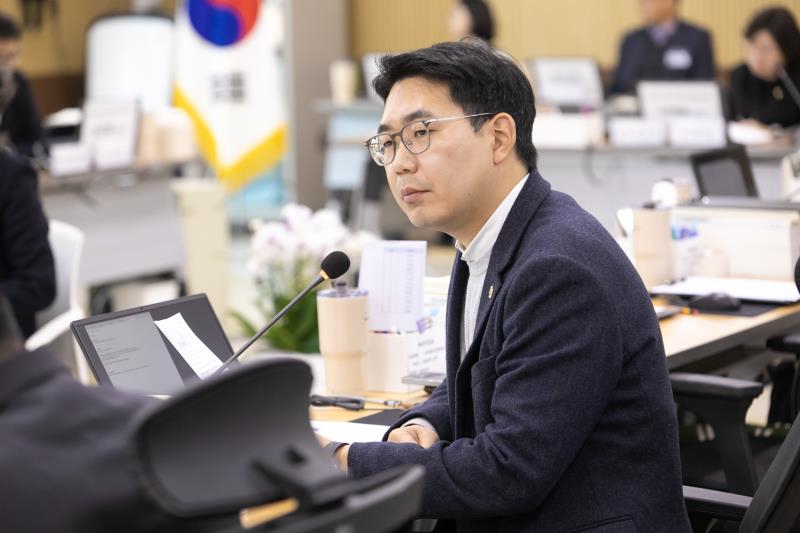 제387회 정례회 제4차 교육행정위원회 행정사무감사_3