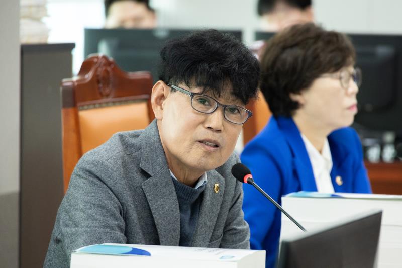 제387회 정례회 제3차 건설교통위원회 행정사무감사_5
