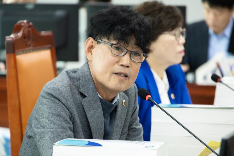 제387회 정례회 제3차 건설교통위원회 행정사무감사_6