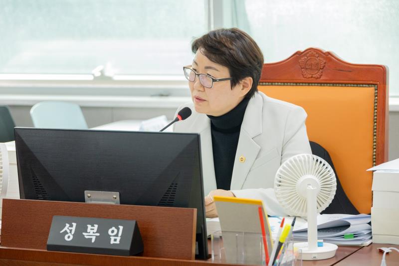 제387회 정례회 제3차 건설교통위원회 행정사무감사_3