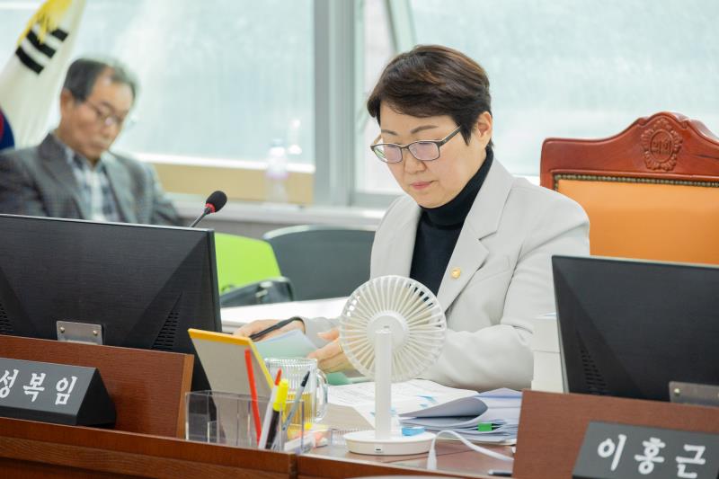 제387회 정례회 제3차 건설교통위원회 행정사무감사_6