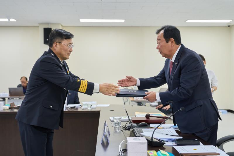 제387회 정례회 제4차 안전행정위원회 행정사무감사_5