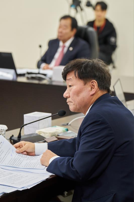 제387회 정례회 제4차 안전행정위원회 행정사무감사_6