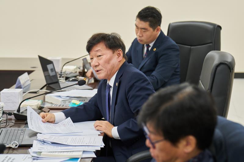 제387회 정례회 제4차 안전행정위원회 행정사무감사_7