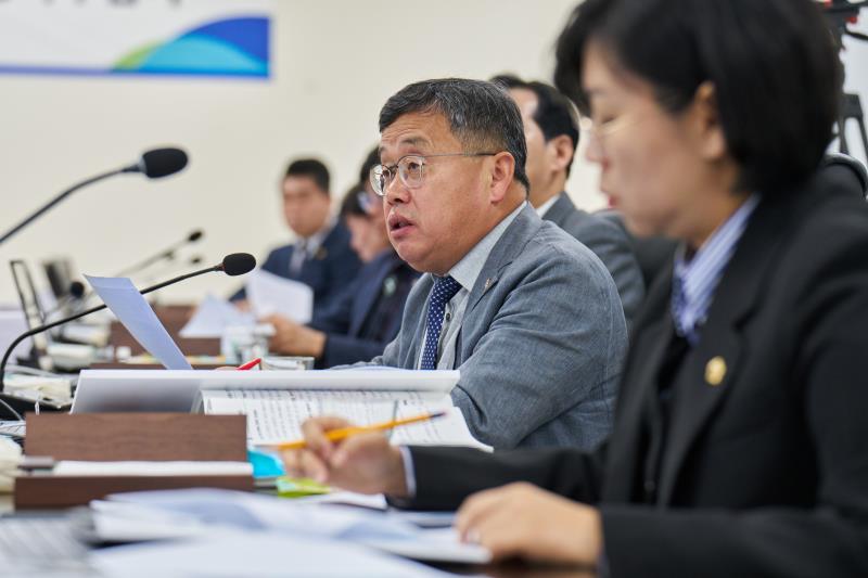 제387회 정례회 제4차 안전행정위원회 행정사무감사_5