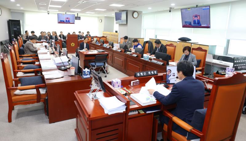 제387회 정례회 제5차 여성가족평생교육위원회 행정사무감사
