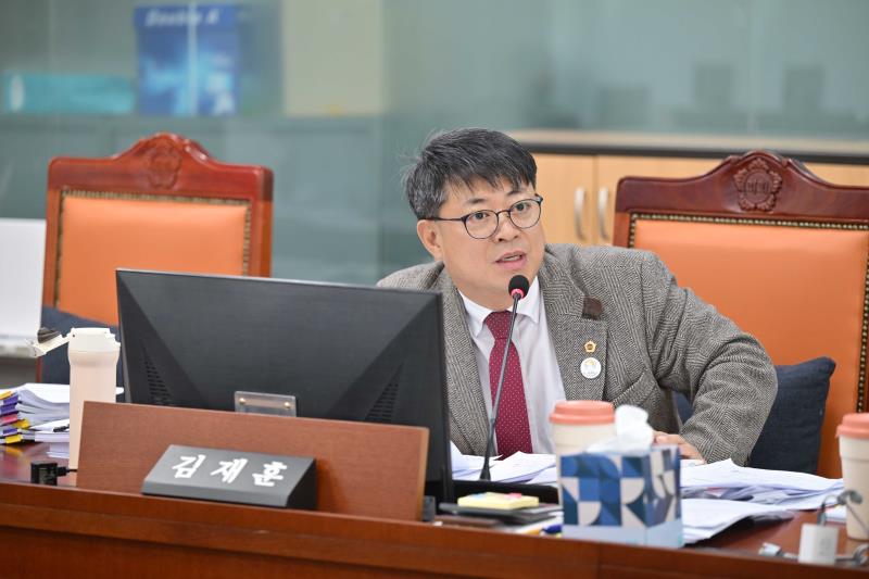 제387회 정례회 제6차 여성가족평생교육위원회 행정사무감사_7