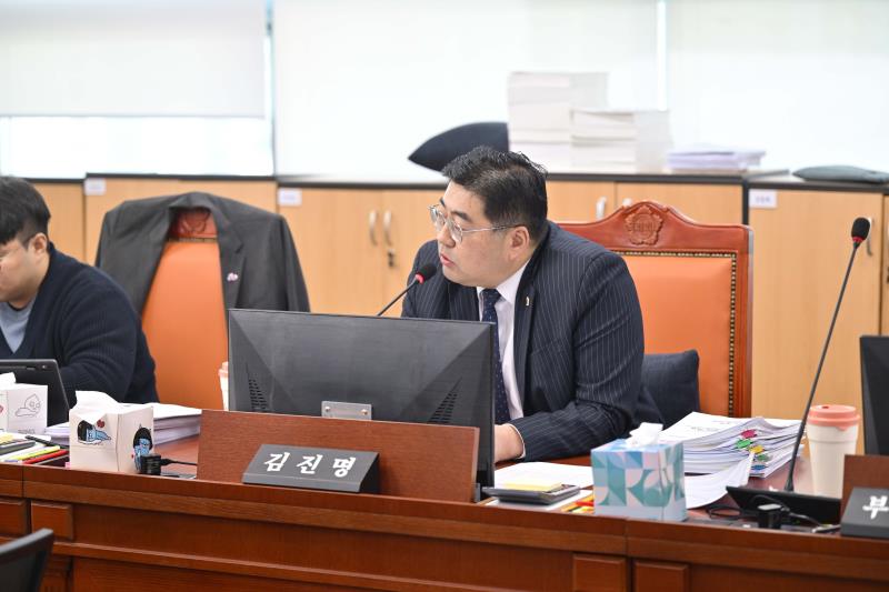 제387회 정례회 제6차 여성가족평생교육위원회 행정사무감사_4