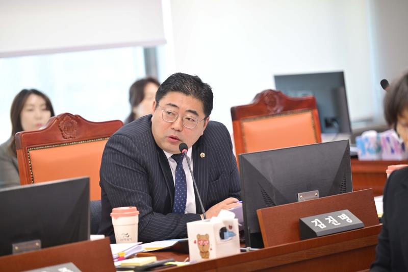 제387회 정례회 제6차 여성가족평생교육위원회 행정사무감사_10