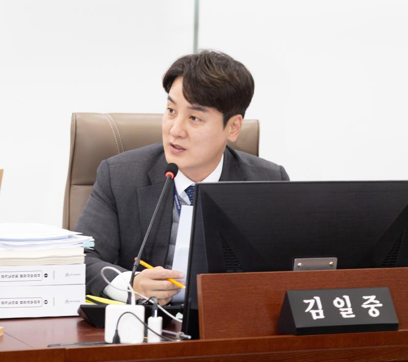 제387회 정례회 제5차 교육행정위원회 행정사무감사_5